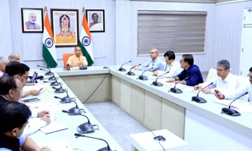 त्योहारों पर उल्लास और सौहार्द बना रहे, भड़काऊ गतिविधियों पर सख्त कार्रवाई हो : योगी आदित्यनाथ त्योहारों पर उल्लास और सौहार्द बना रहे, भड़काऊ गतिविधियों पर सख्त कार्रवाई हो : योगी आदित्यनाथ