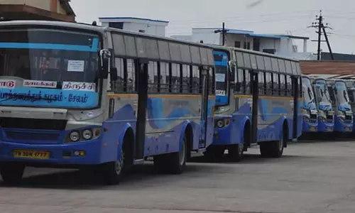 समापन दिवस, सप्ताहांत: 925 विशेष बसें