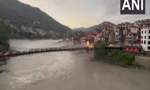 Mandi में भारी बारिश के बीच ब्यास नदी का जलस्तर बढ़ा