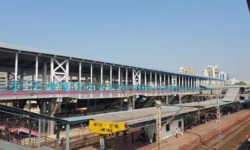Mumbai : 950 करोड़ की MUTP-3A योजना के तहत खार रोड स्टेशन का जीर्णोद्धार किया गया Mumbai : 950 करोड़ की MUTP-3A योजना के तहत खार रोड स्टेशन का जीर्णोद्धार किया गया