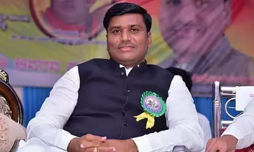 मैं बेल्लारी से KMF अध्यक्ष पद का प्रबल दावेदार हूं: भीमा नाइक, डी.के. सुरेश से सीधा मुकाबला मैं बेल्लारी से KMF अध्यक्ष पद का प्रबल दावेदार हूं: भीमा नाइक, डी.के. सुरेश से सीधा मुकाबला