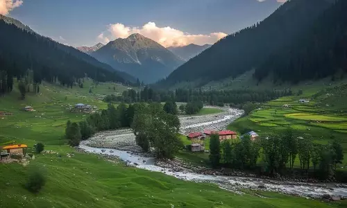 पर्यटन को पुनर्जीवित करने के लिए पहलगाम में उच्च स्तरीय बैठक होगी पर्यटन को पुनर्जीवित करने के लिए पहलगाम में उच्च स्तरीय बैठक होगी