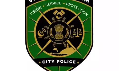 Vizag पुलिस ने गांजा रैकेट में शामिल 69 गिरोहों का भंडाफोड़ किया Vizag पुलिस ने गांजा रैकेट में शामिल 69 गिरोहों का भंडाफोड़ किया