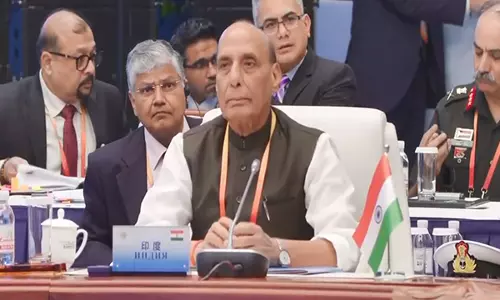 क़िंगदाओ में शंघाई सहयोग संगठन के रक्षा मंत्रियों की बैठक में Rajnath Singh ने आतंकवाद के खात्मे का आह्वान किया