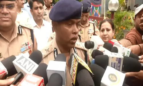 Udhampur के बसंतगढ़ में सुरक्षा बलों और आतंकवादियों के बीच मुठभेड़, ऑपरेशन जारी