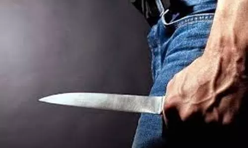 Giridih: पत्नी की हत्या कर भाग रहे पति को पीट-पीटकर मार डाला Giridih: पत्नी की हत्या कर भाग रहे पति को पीट-पीटकर मार डाला
