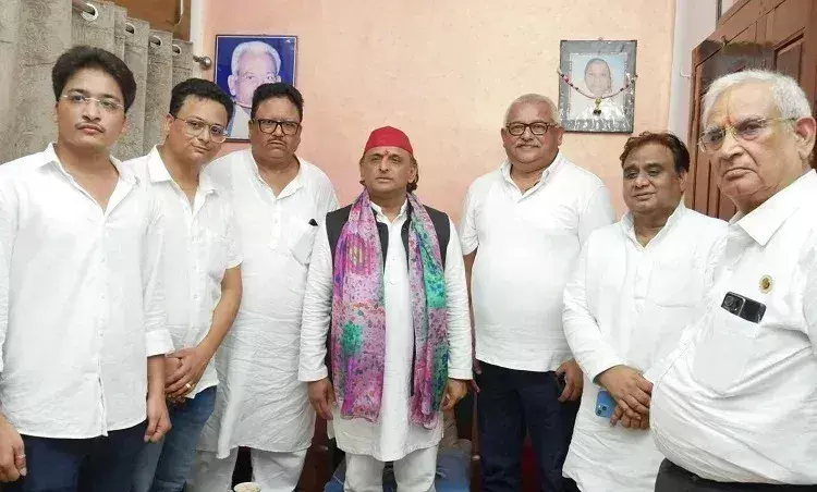 Farrukhabad: सदर सीट पर सपा को अनंत मिश्रा में दिखा ब्राह्मण चेहरा