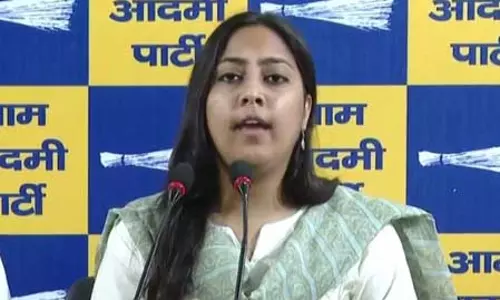 दिल्ली यूनिवर्सिटी में छात्रों को एडमिशन दिलाएगी आप