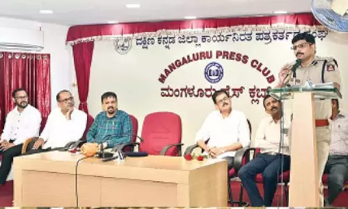 Karnataka: निर्भीक रिपोर्टिंग पत्रकारिता की आत्मा Karnataka: निर्भीक रिपोर्टिंग पत्रकारिता की आत्मा