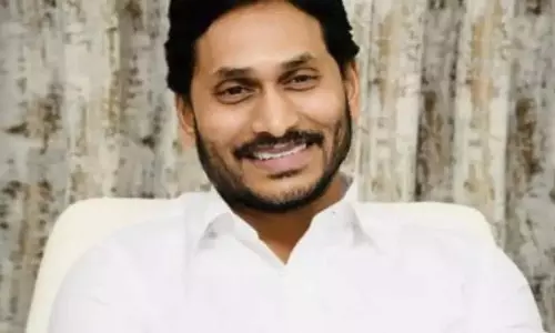 जगन ने कहा- Andhra सरकार में वित्तीय अनुशासन का अभाव जगन ने कहा- Andhra सरकार में वित्तीय अनुशासन का अभाव