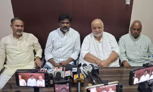 Congress में पुनर्गठन पार्टी जमीनी स्तर पर मजबूत हुई, नेतृत्व की भूमिका पर ध्यान केंद्रित Congress में पुनर्गठन पार्टी जमीनी स्तर पर मजबूत हुई, नेतृत्व की भूमिका पर ध्यान केंद्रित