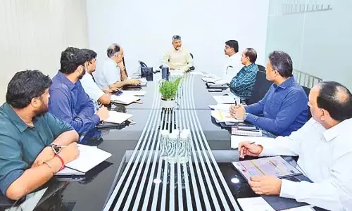 CM Chandrababu : 100 शीर्ष कंपनियों के चेयरमैन और एमडी से बात करेंगे CM Chandrababu : 100 शीर्ष कंपनियों के चेयरमैन और एमडी से बात करेंगे