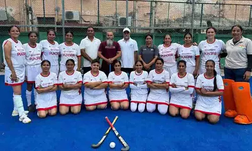 Punjab की महिला टीम हॉकी मास्टर्स कप में 13-0 से जीत के साथ सेमीफाइनल में पहुंची