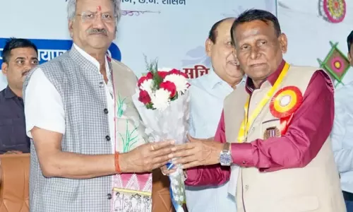 हर पल मुस्कान बाँटने वाला चला गया, सांसद बृजमोहन अग्रवाल ने पद्मश्री डॉ सुरेन्द्र दुबे के निधन पर जताया दुःख