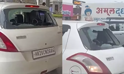Kurukshetra : होटल के बाहर फायरिंग, नकाबपोशों ने छोड़ा डरावना मैसेज Kurukshetra : होटल के बाहर फायरिंग, नकाबपोशों ने छोड़ा डरावना मैसेज
