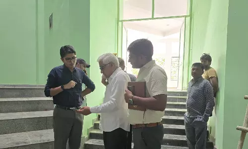 Bundi: जिला कलेक्टर ने किया शहर में संचालित विकास कार्यों का निरीक्षण