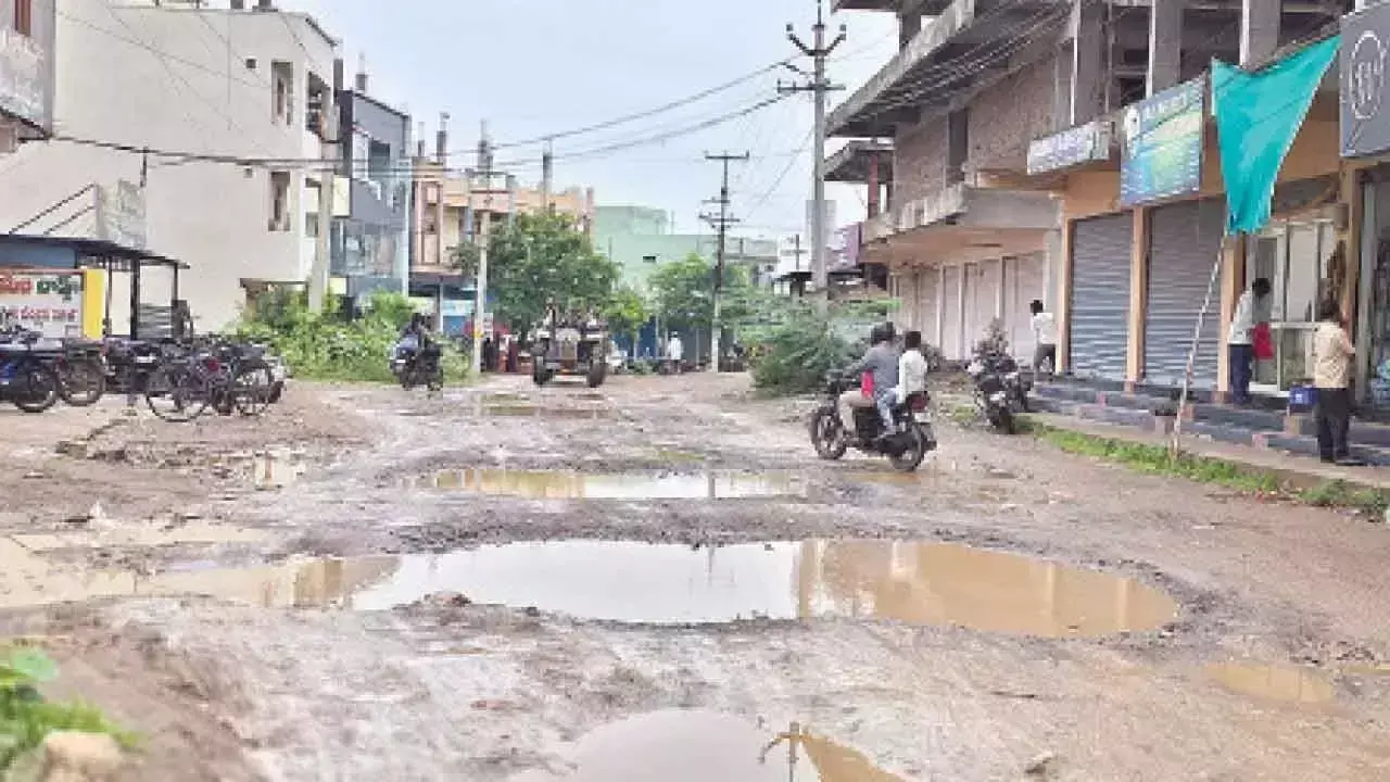 Telangana: स्वार्थी राजनीति आसिफाबाद के लिए अभिशाप बन गई Telangana: स्वार्थी राजनीति आसिफाबाद के लिए अभिशाप बन गई