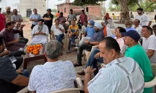 Jammu: अरविंद ने रणजीतपुरा में जनसंपर्क कार्यक्रम आयोजित किया Jammu: अरविंद ने रणजीतपुरा में जनसंपर्क कार्यक्रम आयोजित किया