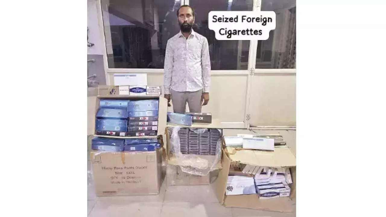 विदेशी सिगरेट बेचने के आरोप में एक व्यक्ति गिरफ्तार, शहर में 7 लाख रुपये का स्टॉक जब्त