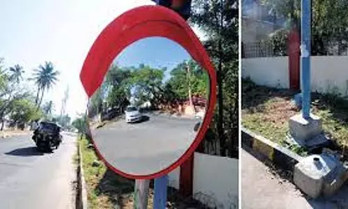 Mapusa में यातायात संबंधी अंधे स्थानों पर अंकुश लगाने के लिए उत्तल दर्पण लगाए गए