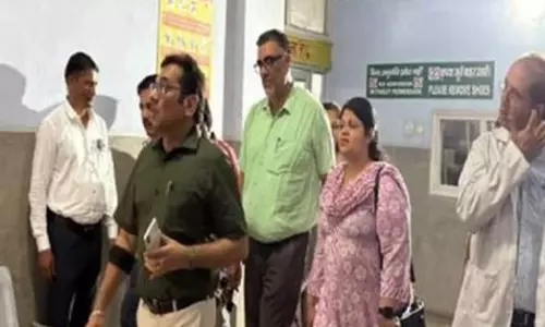 Hansi: अस्पताल निरीक्षण में मिली अनियमितताएं, मौजूद डॉक्टरों को सुननी पड़ी सख्त बात Hansi: अस्पताल निरीक्षण में मिली अनियमितताएं, मौजूद डॉक्टरों को सुननी पड़ी सख्त बात