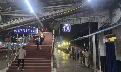 दुर्ग रेलवे स्टेशन: प्लेटफॉर्म नंबर 6 का नाम बदलकर किया गया प्लेटफॉर्म 1ए दुर्ग रेलवे स्टेशन: प्लेटफॉर्म नंबर 6 का नाम बदलकर किया गया प्लेटफॉर्म 1ए