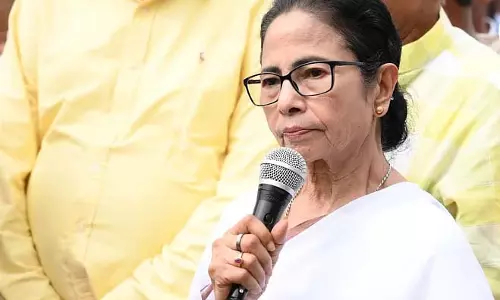 यह एनआरसी से भी ज्यादा खतरनाक है, नियमों पर भड़कीं ममता