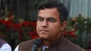 वर्मा ने बल्लीमारान विधानसभा क्षेत्र में जल निकासी और जलापूर्ति का निरीक्षण किया वर्मा ने बल्लीमारान विधानसभा क्षेत्र में जल निकासी और जलापूर्ति का निरीक्षण किया