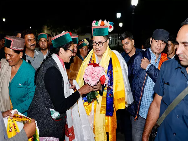 Himachal की सच्ची भावना उनकी मुस्कुराहट और आशीर्वाद में निहित है, किरन रिजिजू ने कल्पा में कहा Himachal की सच्ची भावना उनकी मुस्कुराहट और आशीर्वाद में निहित है, किरन रिजिजू ने कल्पा में कहा