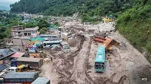 Himachal: भारी बारिश से तबाही,मौसम विभाग ने जारी किया अलर्ट Himachal: भारी बारिश से तबाही,मौसम विभाग ने जारी किया अलर्ट