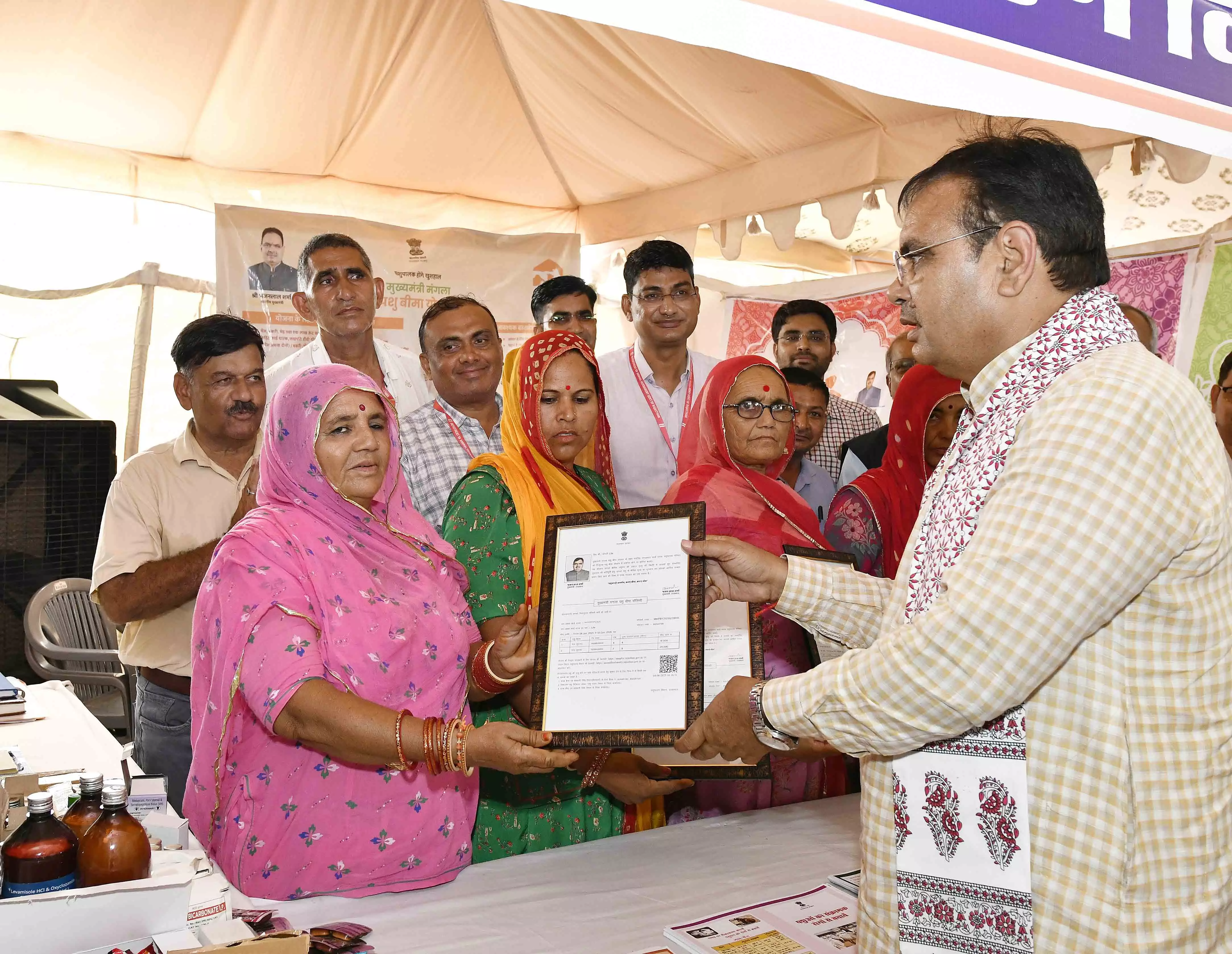 Churu: सीईओ श्वेता कोचर ने डीएमसीएई की बैठक में दिए निर्देश Churu: सीईओ श्वेता कोचर ने डीएमसीएई की बैठक में दिए निर्देश