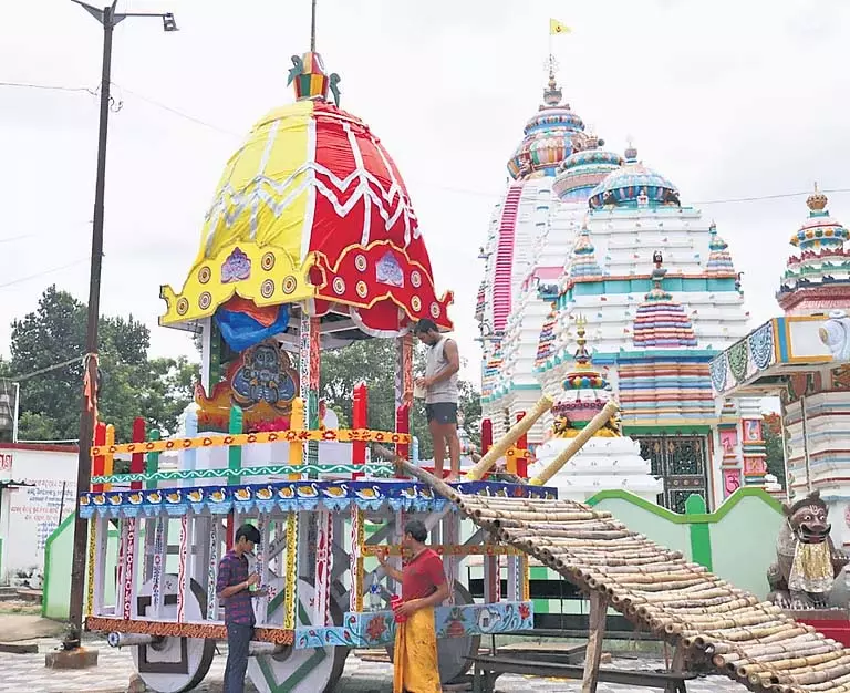 Odisha: भुवनेश्वर रथ यात्रा के लिए तैयार Odisha: भुवनेश्वर रथ यात्रा के लिए तैयार