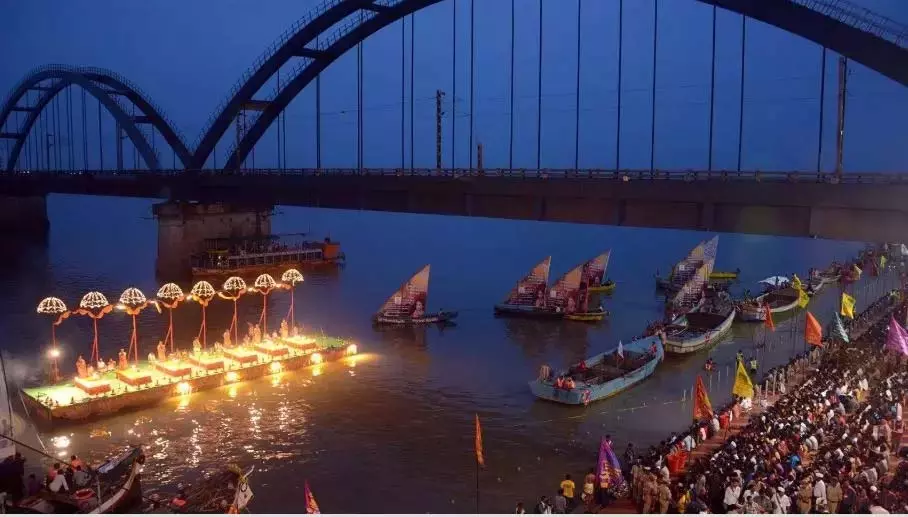 AP: अखंड गोदावरी परियोजना में सभी गोदावरी मुहाने को शामिल करने का आह्वान AP: अखंड गोदावरी परियोजना में सभी गोदावरी मुहाने को शामिल करने का आह्वान