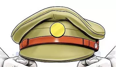 Kerala: पुलिस की गतिविधियों पर नज़र रखने के लिए ‘परिवार’ समूह जांच के दायरे में Kerala: पुलिस की गतिविधियों पर नज़र रखने के लिए ‘परिवार’ समूह जांच के दायरे में
