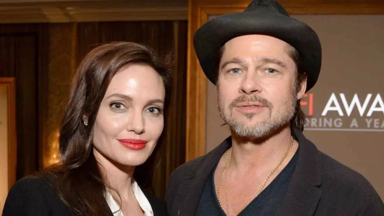 Brad Pitt, शैटॉ मिरावल को लेकर एंजेलिना जोली से कोर्ट में लड़ेंगे Brad Pitt, शैटॉ मिरावल को लेकर एंजेलिना जोली से कोर्ट में लड़ेंगे
