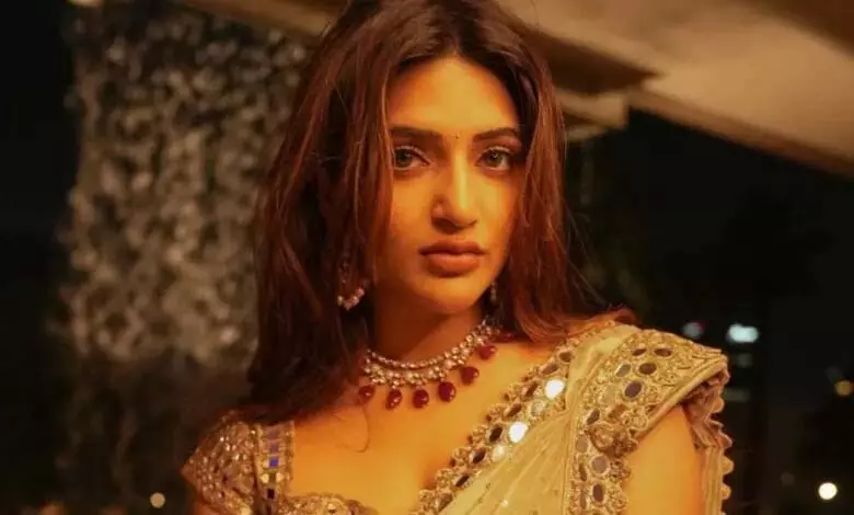 Tollywood : श्रीलीला की मुश्किलें बढ़ीं, तीसरी फिल्म से बाहर Tollywood : श्रीलीला की मुश्किलें बढ़ीं, तीसरी फिल्म से बाहर