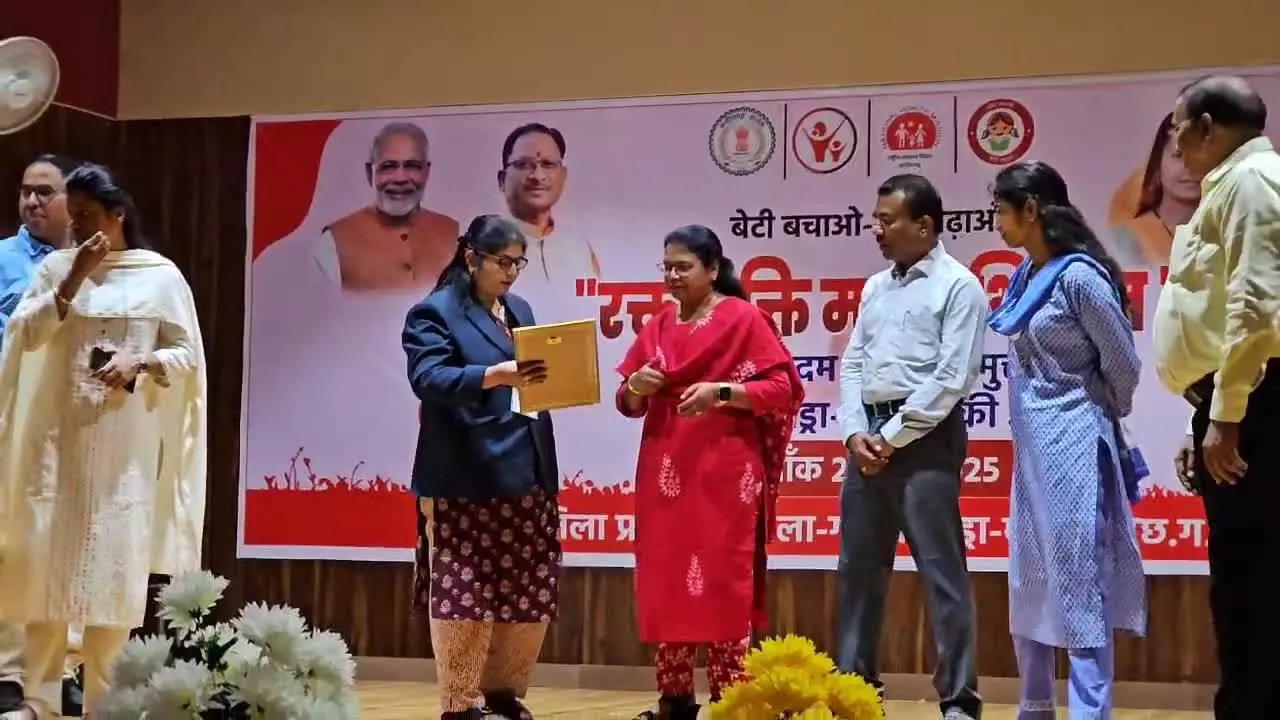 एक दिन में 51 हजार महिलाओं का हुआ हीमोग्लोबिन टेस्ट, वर्ल्ड रिकॉर्ड बना एक दिन में 51 हजार महिलाओं का हुआ हीमोग्लोबिन टेस्ट, वर्ल्ड रिकॉर्ड बना