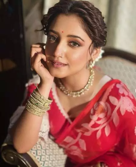 आमि डाकिनी की शूट के दौरान आई चोट : राची शर्मा आमि डाकिनी की शूट के दौरान आई चोट : राची शर्मा