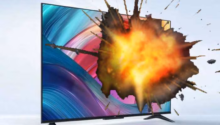 Smart TV में भी हो सकता है ब्लास्ट, इन 3 बातों का ध्यान जरूर रखें ध्यान Smart TV में भी हो सकता है ब्लास्ट, इन 3 बातों का ध्यान जरूर रखें ध्यान