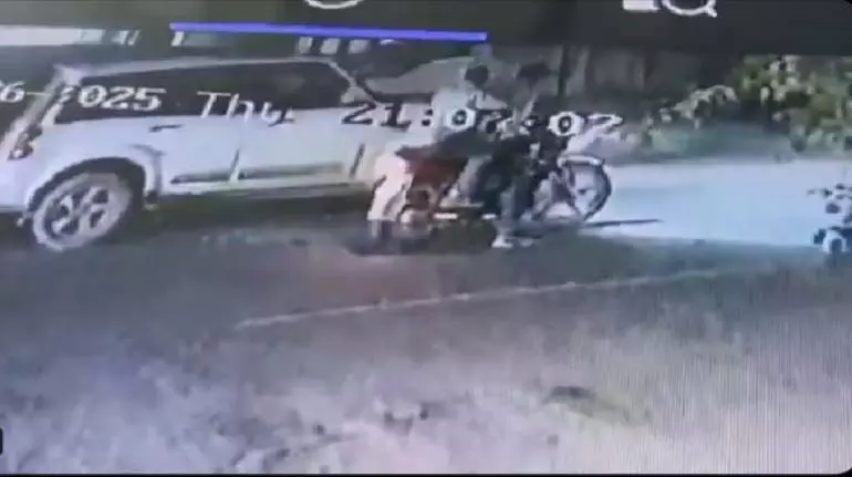 बिश्नोई की गुरु बंबीहा गिरोह ने मां की गोली मारकर हत्या की बिश्नोई की गुरु बंबीहा गिरोह ने मां की गोली मारकर हत्या की