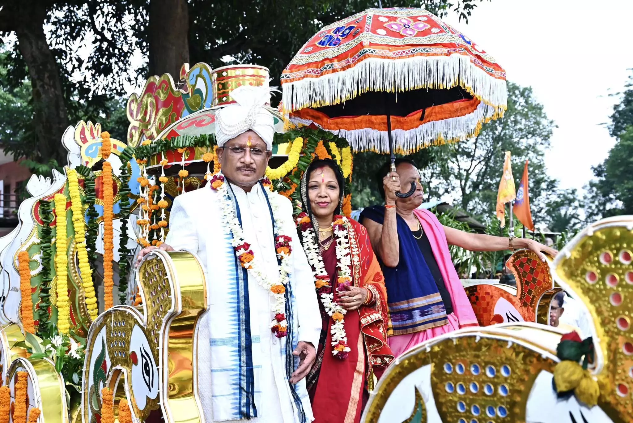 मुख्यमंत्री विष्णुदेव साय और धर्मपत्नी कौशल्या साय श्री जगन्नाथ रथयात्रा में हुए शामिल मुख्यमंत्री विष्णुदेव साय और धर्मपत्नी कौशल्या साय श्री जगन्नाथ रथयात्रा में हुए शामिल
