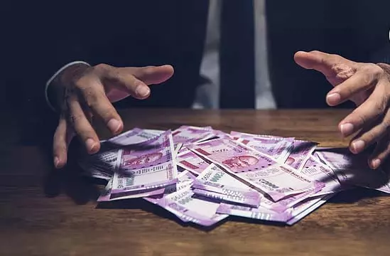 वित्तीय गबन मामले में सीआईडी ने बर्दवान विश्वविद्यालय के वित्त अधिकारी को तलब किया वित्तीय गबन मामले में सीआईडी ने बर्दवान विश्वविद्यालय के वित्त अधिकारी को तलब किया