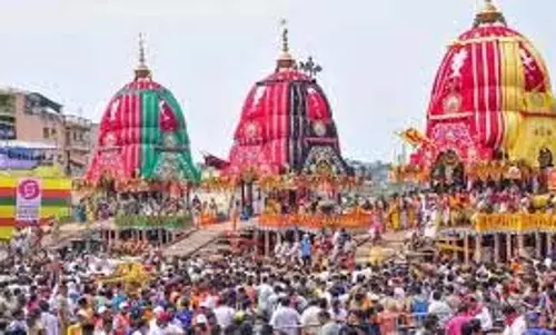 Jagannath Rath Yatra 2025: रथ खींचने से होता है पापों का नाश, जानें धार्मिक रहस्य Jagannath Rath Yatra 2025: रथ खींचने से होता है पापों का नाश, जानें धार्मिक रहस्य