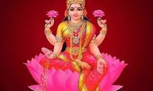 Shukrawar ke upay: आर्थिक तंगी से छुटकारा पाने के लिए शुक्रवार के उपाय करें Shukrawar ke upay: आर्थिक तंगी से छुटकारा पाने के लिए शुक्रवार के उपाय करें