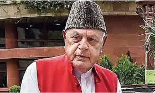 डॉ. फारूक अब्दुल्ला ने नशीली दवाओं के खिलाफ सामूहिक लड़ाई का आह्वान किया डॉ. फारूक अब्दुल्ला ने नशीली दवाओं के खिलाफ सामूहिक लड़ाई का आह्वान किया