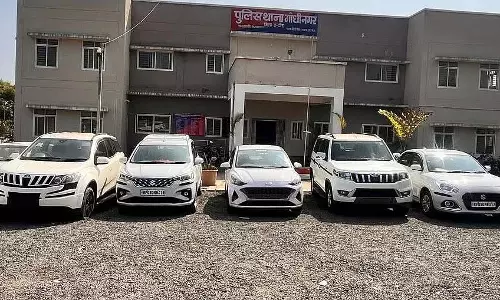 ज़ूमकार घोटाला सामने आया; किराये की कारें गिरवी रखी गई ज़ूमकार घोटाला सामने आया; किराये की कारें गिरवी रखी गई