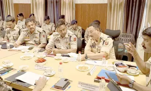 Amarnath Yatra डोडा-किश्तवाड़-रामबन रेंज के DIG ने रामबन में सुरक्षा समीक्षा बैठक की अध्यक्षता