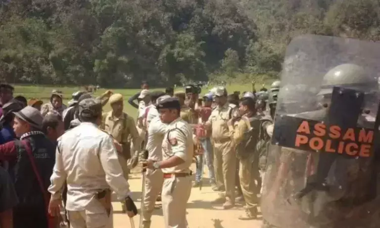 Meghalaya ने असम के साथ सीमा तनाव के बीच सहयोग का आग्रह किया Meghalaya ने असम के साथ सीमा तनाव के बीच सहयोग का आग्रह किया