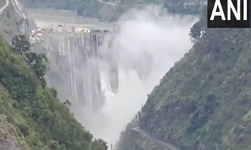 भारी बारिश के कारण चिनाब नदी उफान पर, Doda में कई लोगों के हताहत होने की खबर