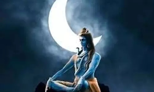 Shivling Prasad: जानिए  शिवलिंग पर चढ़े प्रसाद को क्यों नहीं खाना चाहिए